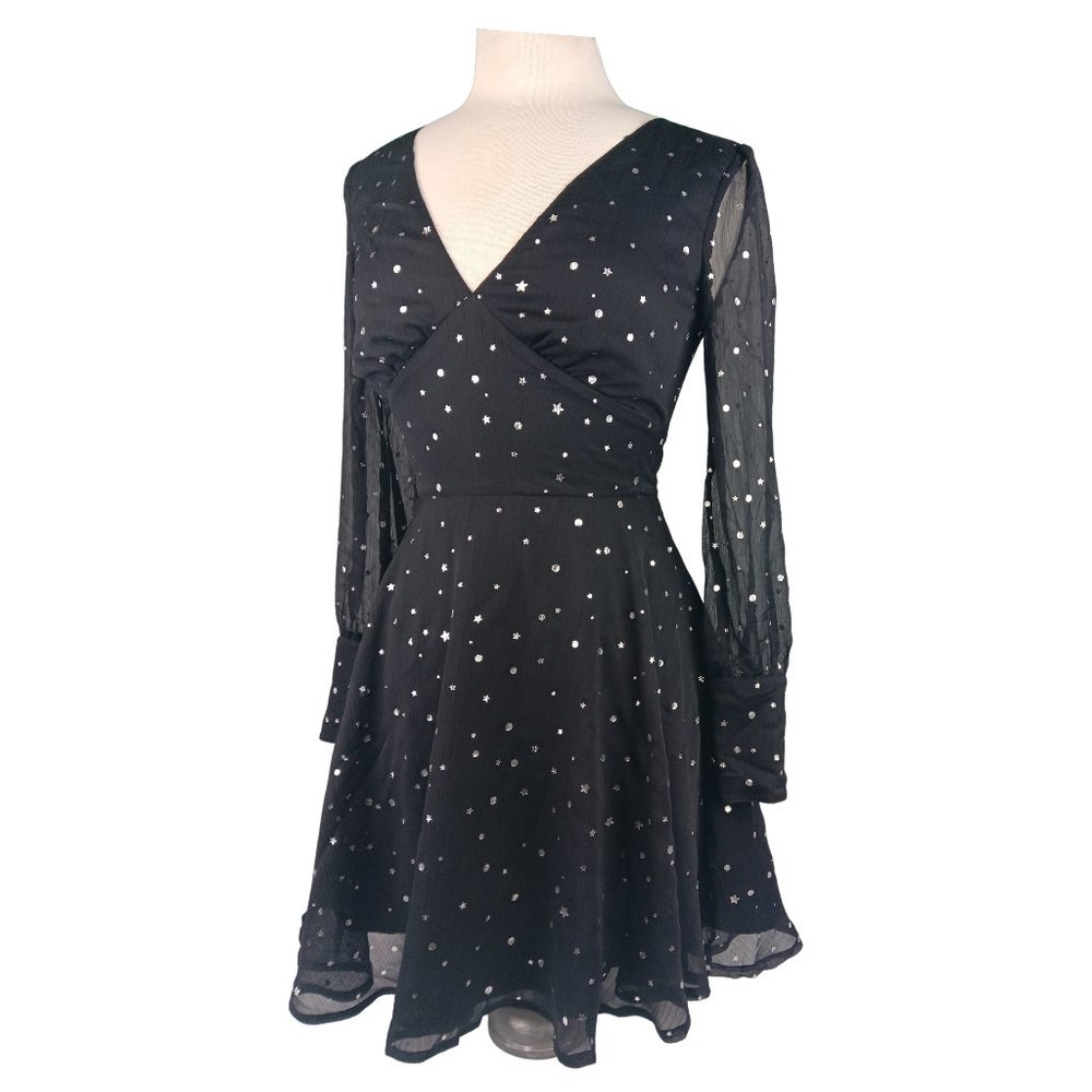 BB Dakota Dress Black Silver  Stars  SZ 0 Short Skater style Flare Long Sleeves - Picture 6 of 8